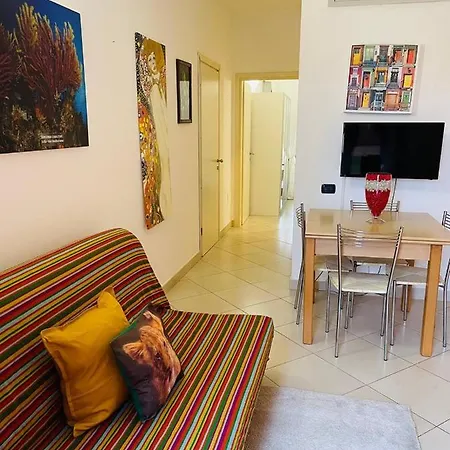 Aparthotel Regina Del Mare Tirrenia