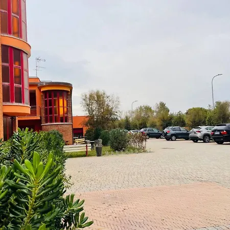 Aparthotel Regina Del Mare